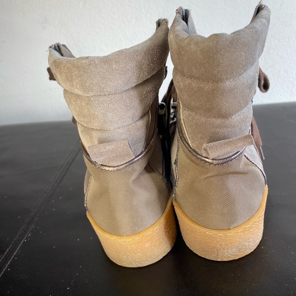 Aquatalia Gabriella Suede Platform High-Top Sneakers Taupe Men's 8 Italy Made - Picture 3 of 15